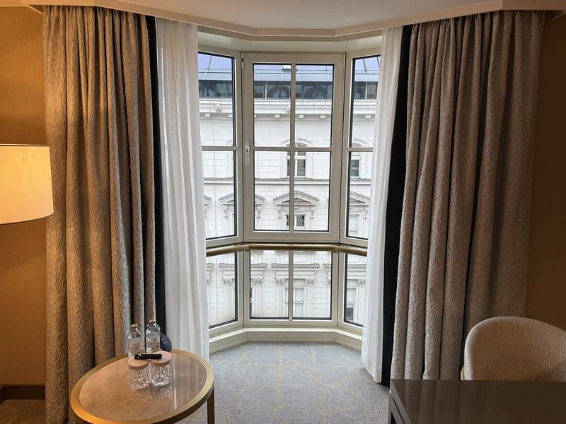KING PLAZA EXECUTIVE ROOM