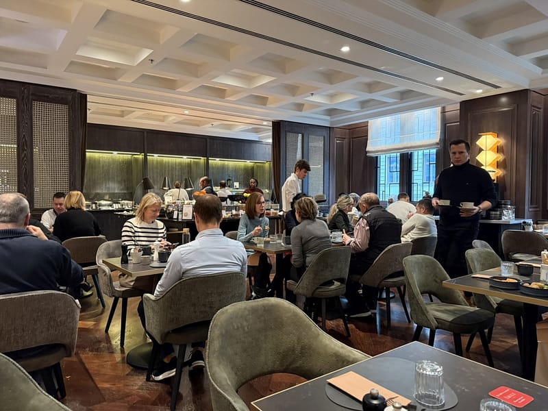 Frühstück Hilton Vienna Plaza